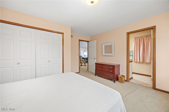 668 Sally Circle 45, Wadsworth, OH 44281