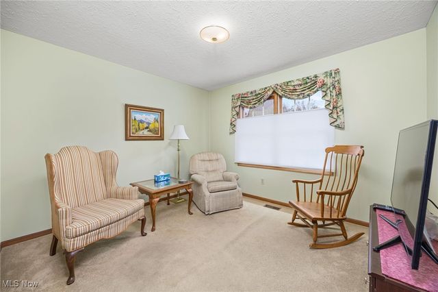 668 Sally Circle 45, Wadsworth, OH 44281