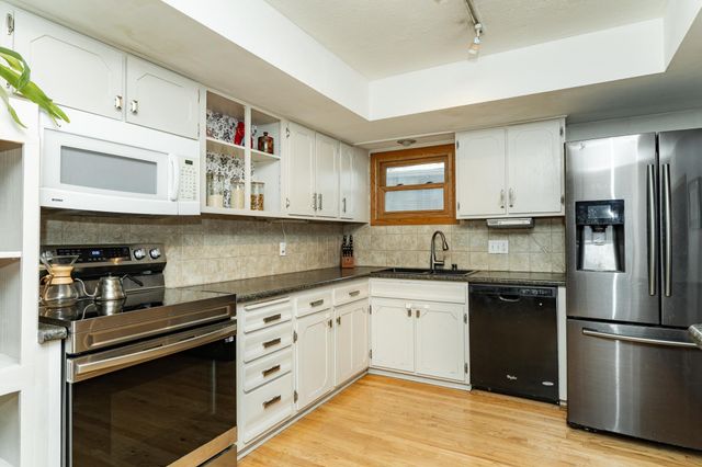 624 27th Street NW, Rochester, MN 55901