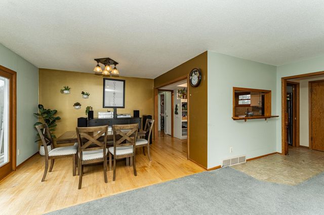 624 27th Street NW, Rochester, MN 55901