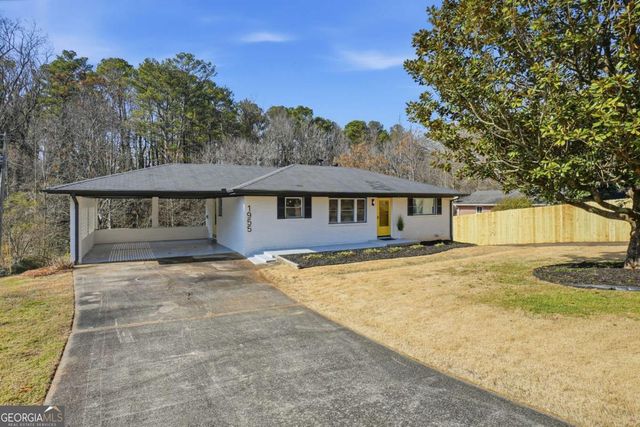 1955 E Lake Drive, Marietta, GA 30066