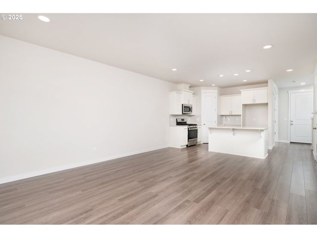 3170 S Kodiak St LOT 817, Cornelius, OR 97113