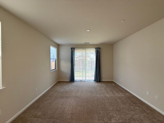 4344 Vanguard Drive, Modesto, CA 95358