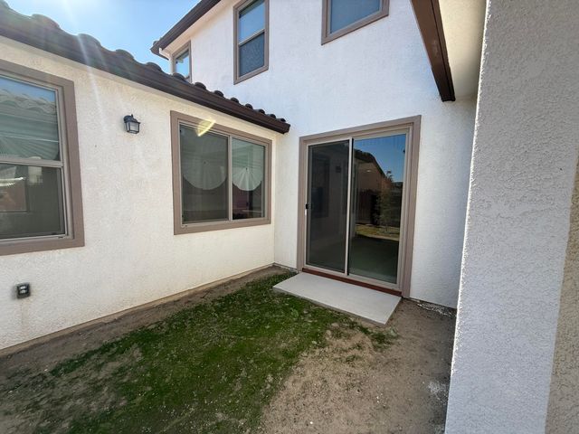 4344 Vanguard Drive, Modesto, CA 95358