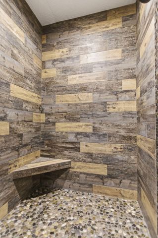 5321 S James Avenue, Springfield, MO 65810