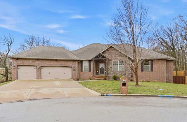 5321 S James Avenue, Springfield, MO 65810