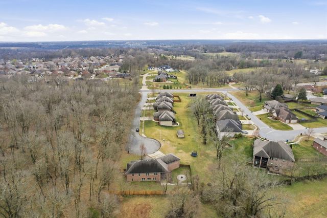 5321 S James Avenue, Springfield, MO 65810