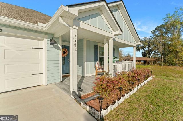 5202 Grand Oak Circle, Lake Park, GA 31636