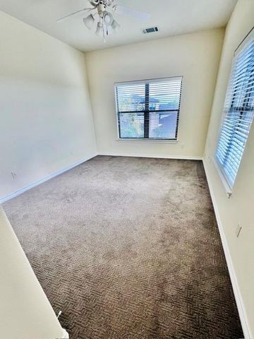 1405 Delsie DR B, Austin, TX 78734