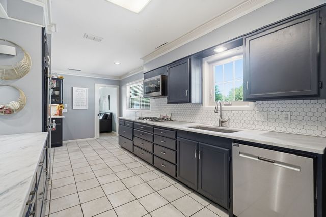 2017 Post Oak Road, Abilene, TX 79605