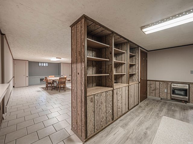 6617 W Mill Road, Evansville, IN 47720