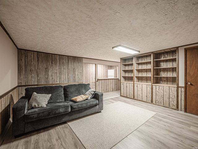 6617 W Mill Road, Evansville, IN 47720