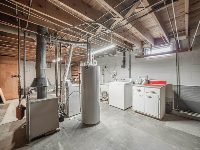 6617 W Mill Road, Evansville, IN 47720