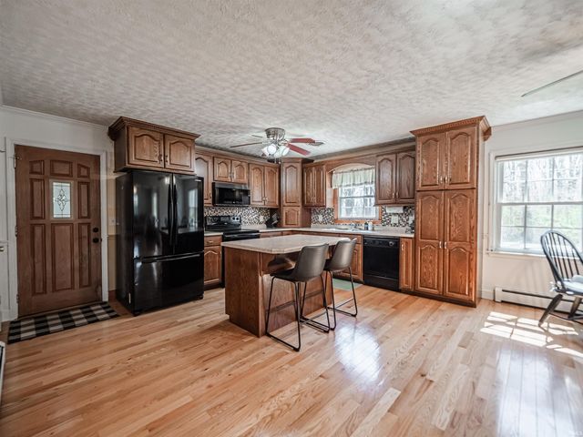 6617 W Mill Road, Evansville, IN 47720