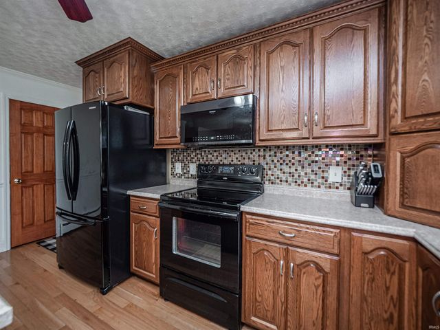 6617 W Mill Road, Evansville, IN 47720