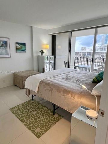 1901 Brickell Avenue B2405, Miami, FL 33129