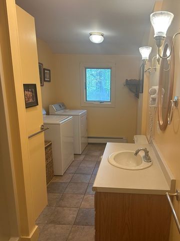38 Way To The River Rd, West Newbury, MA 01985