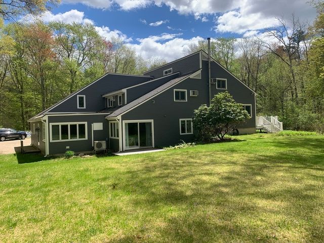 38 Way To The River Rd, West Newbury, MA 01985