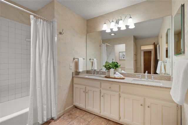 2428 Dove Loop Road, Grapevine, TX 76051