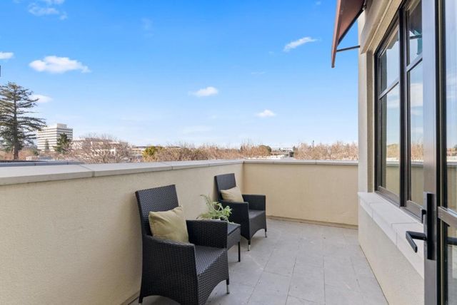 231 Hope Street, Mountain View, CA 94041