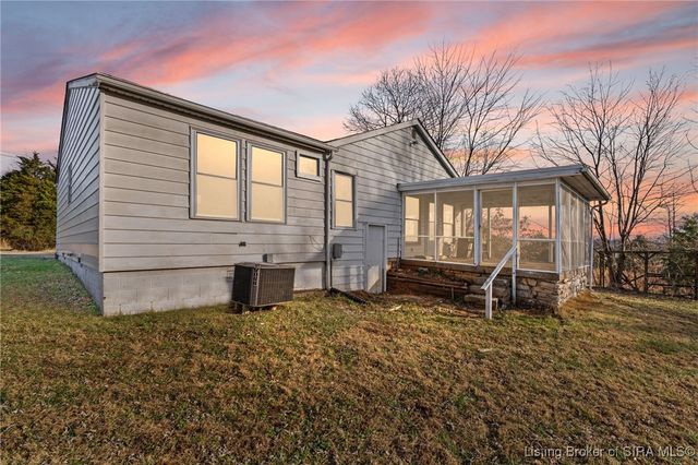 1615 Wiseman Road SE, Corydon, IN 47112