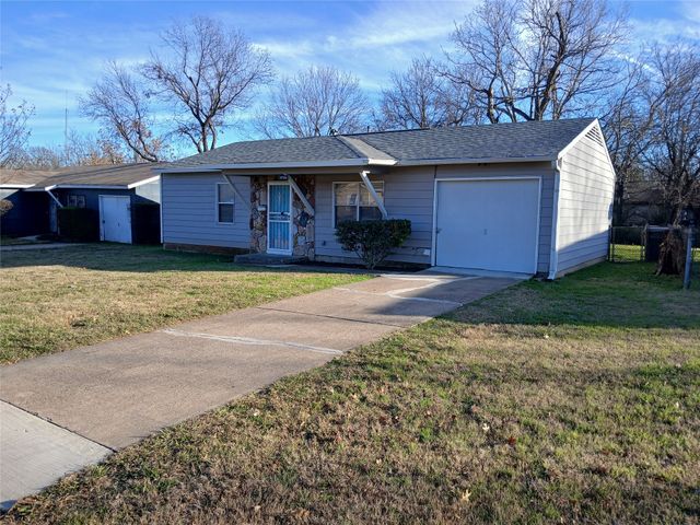 3724 Moonstone Drive, Dallas, TX 75241