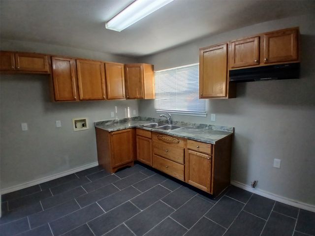 3724 Moonstone Drive, Dallas, TX 75241