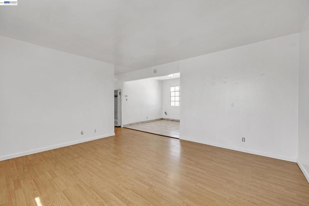 Image 30 of property listing at 2828 22nd Avenue, Oakland, CA 94606