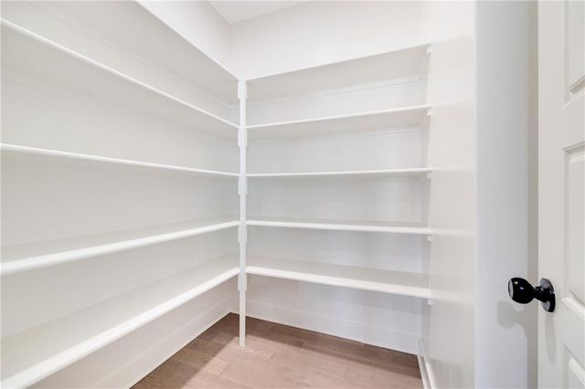 300 SW Hawthorne Court, Blue Springs, MO 64014