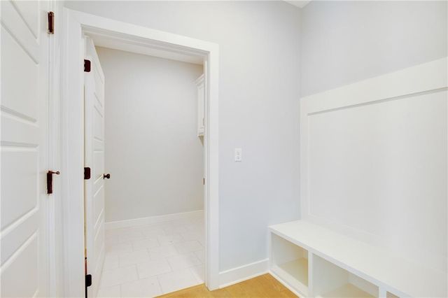 300 SW Hawthorne Court, Blue Springs, MO 64014