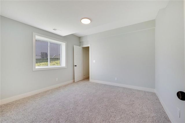 300 SW Hawthorne Court, Blue Springs, MO 64014