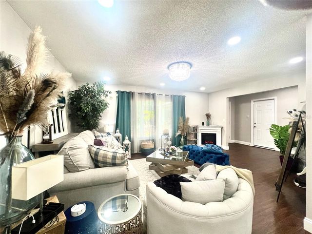 945 CHEVY CHASE STREET, Port Charlotte, FL 33948