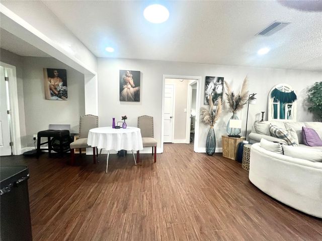 945 CHEVY CHASE STREET, Port Charlotte, FL 33948