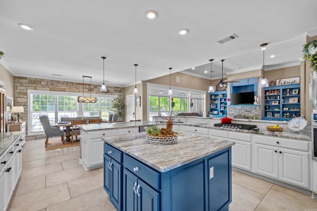 114 Ledgestone, Searcy, AR 72143