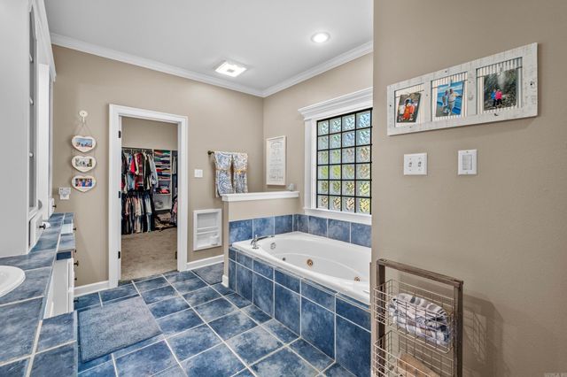 114 Ledgestone, Searcy, AR 72143