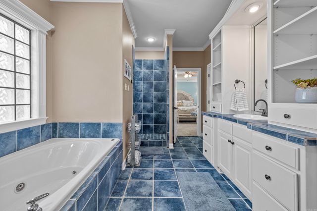 114 Ledgestone, Searcy, AR 72143
