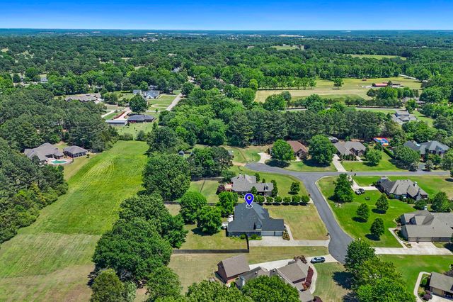114 Ledgestone, Searcy, AR 72143