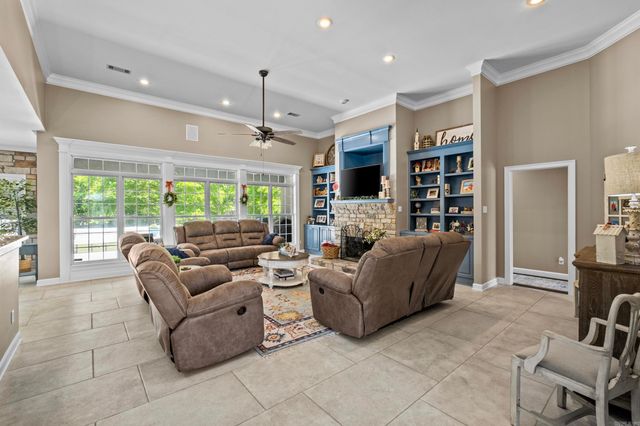 114 Ledgestone, Searcy, AR 72143
