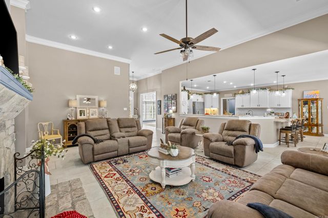 114 Ledgestone, Searcy, AR 72143