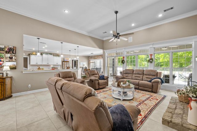 114 Ledgestone, Searcy, AR 72143