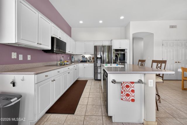 2145 N Split Rock Place, Tucson, AZ 85749
