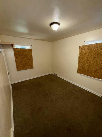 10727 Beaconsfield Street, Detroit, MI 48224