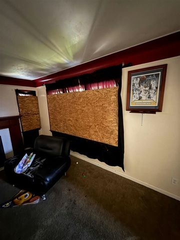 10727 Beaconsfield Street, Detroit, MI 48224