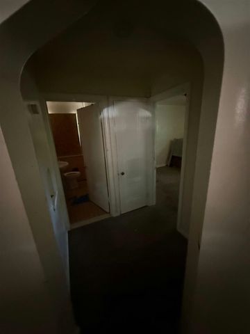 10727 Beaconsfield Street, Detroit, MI 48224