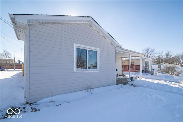 1681 R Avenue, New Castle, IN 47362