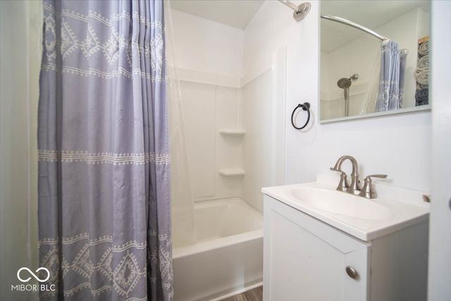 1681 R Avenue, New Castle, IN 47362