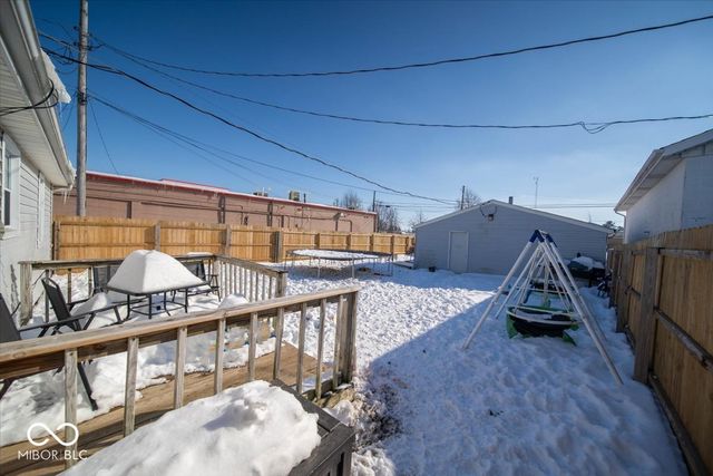 1681 R Avenue, New Castle, IN 47362