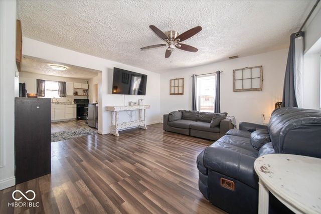 1681 R Avenue, New Castle, IN 47362