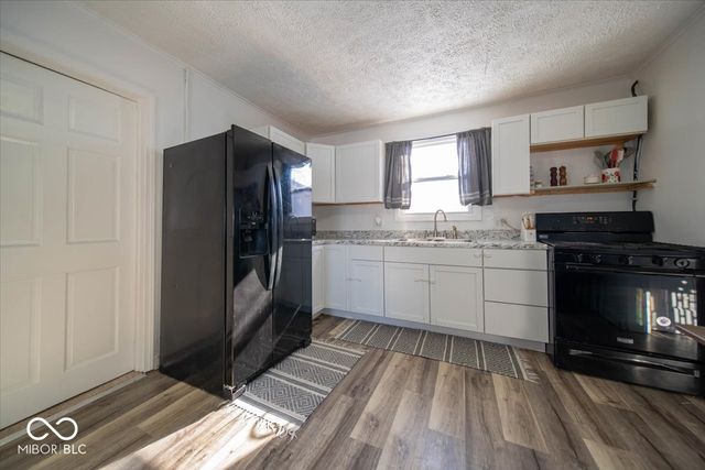 1681 R Avenue, New Castle, IN 47362