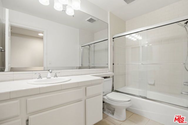 1508 VETERAN Avenue 105, Los Angeles, CA 90024